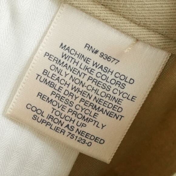 St Johns Bay Chino Pants Mens 42x30 Khaki Easy Care Classic Fit Pleat Front - Picture 8 of 12